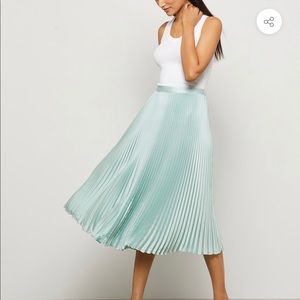 Bcbgmazaria plisse skirt